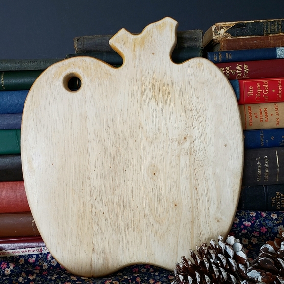 Apple Cutting Board, Bread Board, Contemporary Kitchenware - Picture 5 of 5